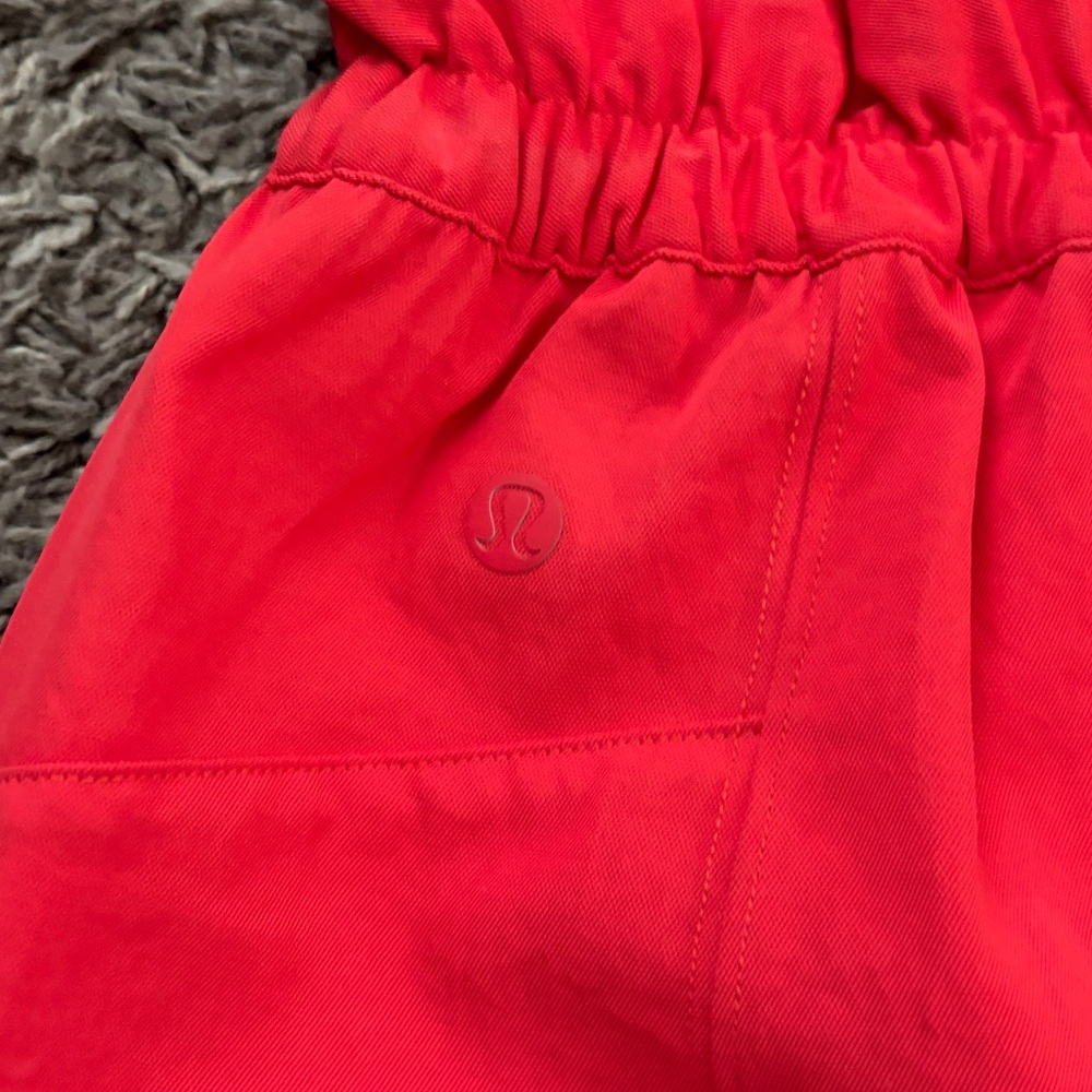 LuluLemon Red Women's Skirt - Picture 3 of 4